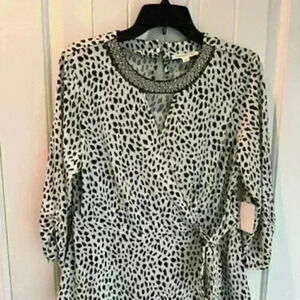 Black and White Tunic top by‎ Perceptions